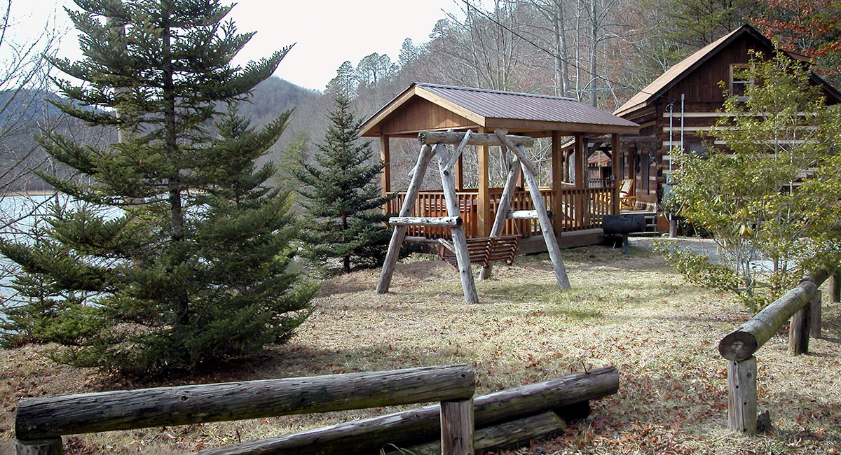 Cabin exterior and grounds